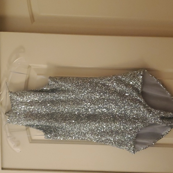 Sequin halter jumpsuit. - Picture 2 of 6